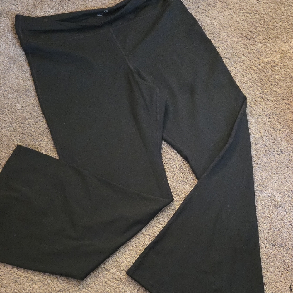 GAP Black Studio Flare Leggings